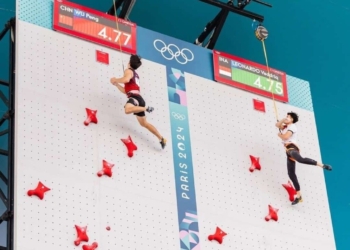 Atlet panjat tebing, Veddriq Leonardo di Final panjat tebing Olimpiade Paris 2024. Tangkapan layar