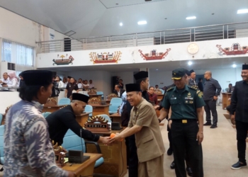 Situasi Rapat Paripurna DPRD Lampung Tengah. Lampost.co/Raeza Handanny Agustira