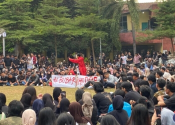Foto: Konsolidasi Aliansi Lampung Menggugat di Balai Rektorat, Kamis, 22 Agustus 2024.