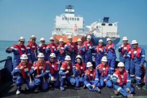 Kunjungan Industri ke FSRU, PGN Perkenalkan Proses Penyaluran LNG kepada Asosiasi Pelanggan