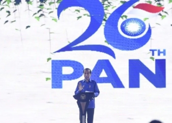 Presiden Joko Widodo saat menghadiri Kongres Ke-6 PAN di Jakarta, Jumat (23/8/2024). ANTARA/Azhfar Muhammad