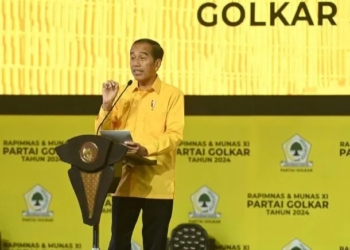 Presiden Joko Widodo saat menyampaikan pidato sambutan pada Penutupan Munas XI Golkar di Jakarta Convention Center (JCC) Jakarta, Rabu (21/8/2024). (ANTARA/Andi Firdaus)