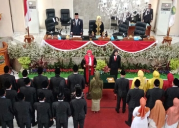 Pelantikan anggota DPRD Kabupaten Subang. (MI/Reza Sunarya)