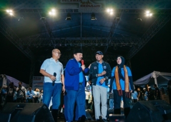 Ketua DPW NasDem Lampung, Herman Hn bersama Ketua Tim Kemenangan Terpadu Mirza-Jihan, Bachtiar Basri mengajak masyarakat mendukung Rahmat Mirzani Djausal sebagai Gubernur Lampung dan Eva Dwiana sebagai Walikota Bandar Lampung. Dok