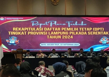 Suasana rapat pleno DPT KPU Lampung, di Hotel Golden Tulip Bandar Lampung, Minggu, 22 September 2024