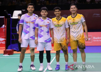 foto bersama dua ganda Indonesia