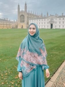 Oki Setiana Dewi Klarifikasi Rumor Nikah Siri Ria Ricis