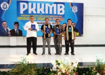 penutupan PKKMB UIM Lamsel