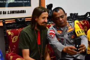 KKB Papua Bebaskan Pilot Susi Air Philip Mark Marthens, Begini Kondisinya