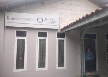 Kantor Lembaga Advokasi Perempuan dan Anak Damar. (Foto: Lampost.co/Andi Apriadi)