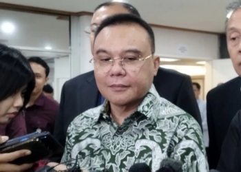 Ketua Harian Partai Gerindra Sufmi Dasco Ahmad di Kompleks Parlemen, Jakarta, Senin (14/10/2024). (ANTARA/Bagus Ahmad Rizaldi)