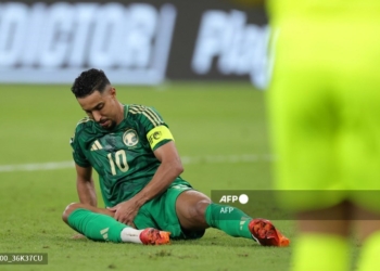 Asnawi Mangkualam dan kawan-kawan mesti bersyukur. Sebab, laga Tim Nasional Arab Saudi vs Bahrain pada matchday ke-4 Grup C putaran ketiga Kualifikasi Piala Dunia 2026 Zona Asia di Stadion King Abdullah Sports City, Jeddah, Rabu (16/10/2024) dini hari tadi berakhir 0-0.