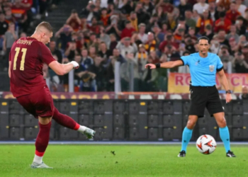 Penyerang AS Roma Artem Dovbyk