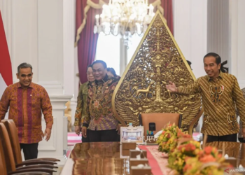 Ketua MPR RI Ahmad Muzani bersama delapan pimpinan MPR lainnya sowan ke Presiden Joko Widodo (Jokowi) di Istana Kepresidenan, Jakarta. Dok/Antara