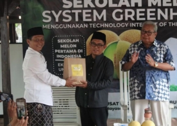 Peresmian sekolah melon oleh Kakanwil Kemenag Lampung Puji Raharjo