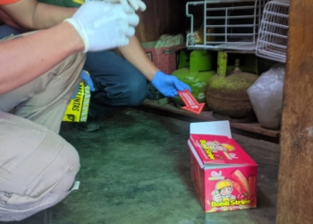 Kotak jajanan yang diduga jadi penyebab 12 siswa SDN 1 Durian Payung keracunan