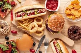 Kentang goreng, keripik kentang, ayam goreng, dan makanan cepat saji jadi pemicu terjadinya kanker usus.