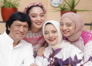 Kronologi Kepergian Marissa Haque yang Mendadak, Dunia Hiburan Berduka