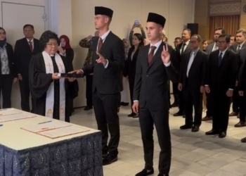 Mees Hilgers dan Eliano Reijnders.