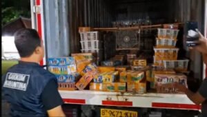 Ribuan Burung Ilegal Asal Kayu Agung Diamankan di Bakauheni