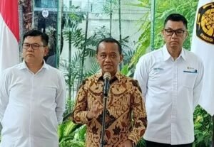 Universitas Indonesia Tangguhkan Kelulusan Doktor Bahlil Lahadalia