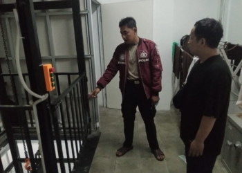 Polisi melakukan olah TKP di sebuah minimarket kawasan Jalan Teuku Umar, Kedaton, Bandar Lampung. Dok Polisi