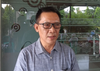 Ketua Tim Pemenangan Paslon 02 Wahdi-Qomaru, Deswan. (Lampost.co/Bambang Pamungkas)