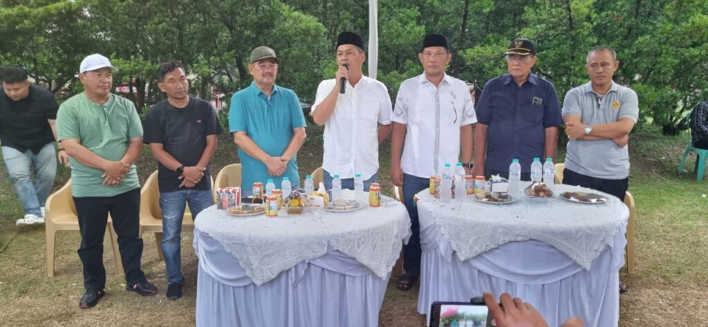 Pasangan calon tunggal Bupati Tulangbawang Barat Novriwan Jaya-Nadirsyah (NoNa) mengajak seluruh elemen masyarakat kembali bersatu membangun Tubaba.