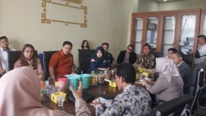 Tak Bisa Bertemu dengan Anak Kandung, Orang Tua Mengadu ke Dewan