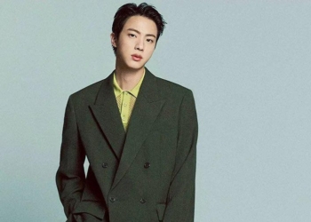 Jin BTS jadi global ambassador terbaru gucci.