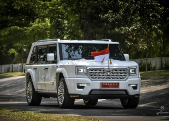 MV3 Garuda Limousine, mobil karya PT Pindad yang digunakan sebagai kendaraan Presiden Prabowo Subianto usai pelantikannya di Jakarta, Minggu (20/10/2024). (ANTARA/HO/PT Pindad)