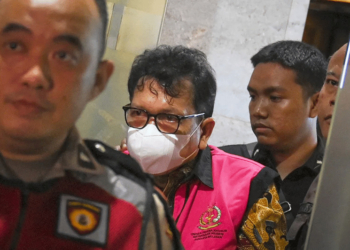 Kejaksaan Agung, Kejagung, mantan pejabat, Mahkamah Agung, MA, Zarof Ricar, pengacara, Gregorius Ronald Tannur, Lisa Rachmat, suap, gratifikasi, tersangka, surabaya, Dini Sera Afrianti, Ronald Tannur, Erintuah Damanik, Heru Hanindyo, Mangapul.