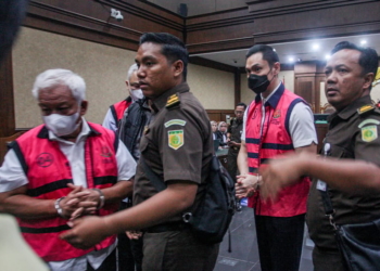 Harvey Moeis meninggalkan ruang sidang seusai menjalani sidang putusan di Pengadilan Tipikor, Jakarta, Senin (23/12/2024)(MI/Usman Iskandar)