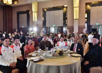 Menpora Dito pada pelantikan PP PBSI