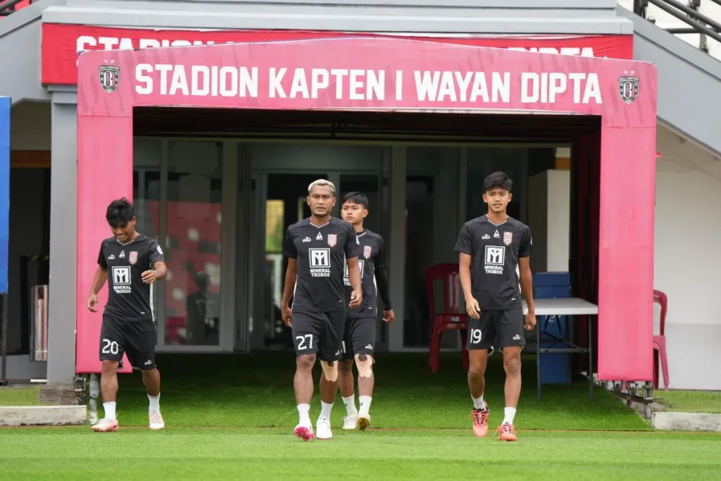 Malut United Melanjutkan Kemenangan, Sikat PSBS Biak 3-1 di Liga 1