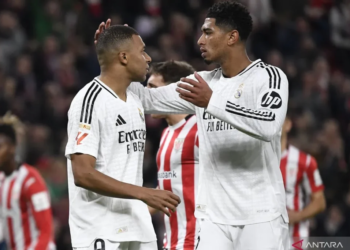 Pemain depan Real Madrid asal Prancis #09 Kylian Mbappe