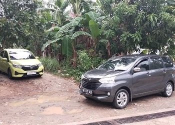 Usaha rental mobil Lampung. Master Trans Rent (MTR), jasa sewa kendaraan yang ada di Gama I Gang Gama Jaya, Tanjung Senang, Bandar Lampung. Lampost.co/Atika