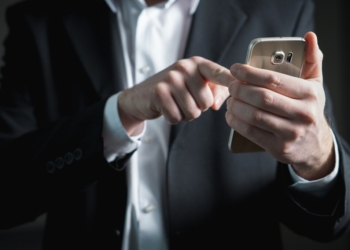 Nokia Turbo 5G 2024, Desain Elegan, Performa Gahar, Layar AMOLED, Kamera Quad, Snapdragon 8 Gen 3, Baterai Jumbo, Pengisian Cepat, Smartphone Flagship, Teknologi Modern