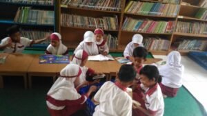Sekolah di Bulan Ramadan Momen Bentuk Karakter Siswa