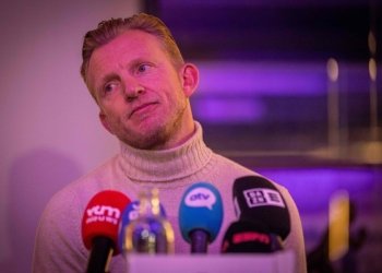 Eks Bomber Liverpool Disebut Masuk Staf Kepelatihan Kluivert