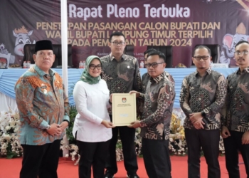 KPU Tetapkan Ela-Azwar Sebagai Bupati dan Wakil Bupati Lampung Timur