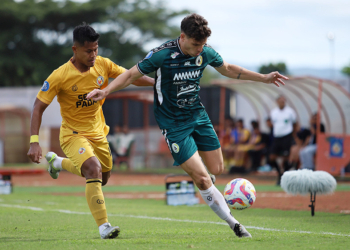 PSS Sleman vs Semen Padang