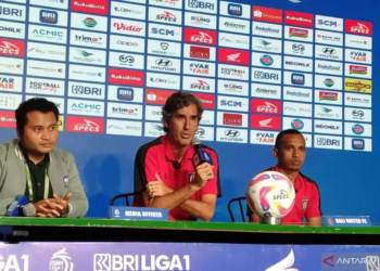 Pelatih Kepala Bali United Stefano Cugurra