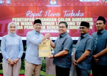 KPU Lampung menggelar Rapat Pleno Terbuka Penetapan Rahmat Mirzani Djausal dan Jihan Nurlela sebagai Gubernur dan Wakil Gubernur Lampung Terpilih di Hotel Emersia, Kamis, 9 Januari 2025. Dok Tim Media Mirza-Jihan.
