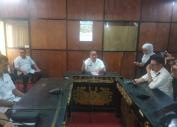 Makan bergizi gratis (MBG) Bandar Lampung. Sekretaris Kota Bandar Lampung, Iwan Gunawa, di kantor Pemkot setempat, Rabu, 8 Januari 2025.