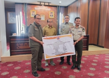 Puncak hujan di Lampung. Rapat koordinasi bersama BMKG, BPBD Provinsi, kabupaten/kota di Lampung serta BNPB di Ruang Abung, Kantor Gubernur Lampung, Senin, 20 Januari 2025. Lampost.co/Atika