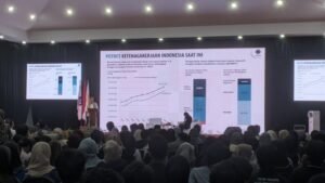 Menaker Ingatkan Mahasiswa Bakal Hadapi Tantangan Kerja Baru