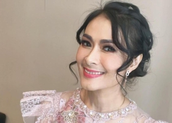 Iis Dahlia baru-baru ini kembali dihujat lantaran salah lirik saat membawakan lagu India.Dok