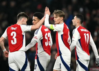 Gelandang Arsenal asal Norwegia #08 Martin Odegaard