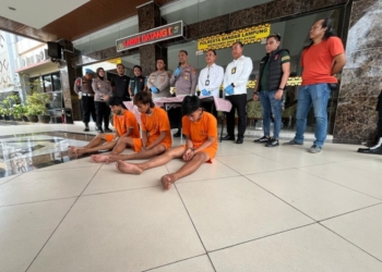 Komplotan pelaku percobaan pencurian kendaraan milik driver taksi online, berhasil terbekuk oleh Tim Khusus Anti Bandit (Tekab) 308 Polresta Bandar Lampung.